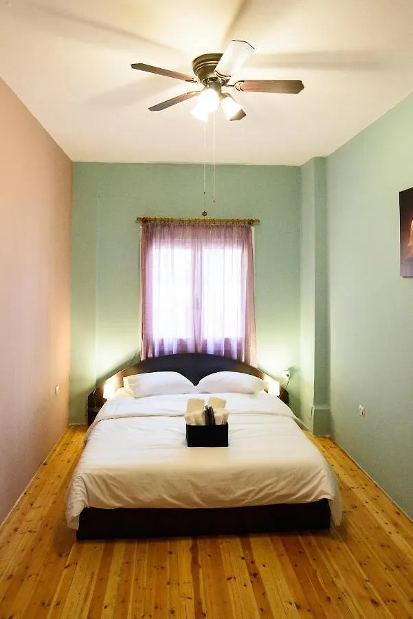 Salonika downtown spacious apartment Saloniki