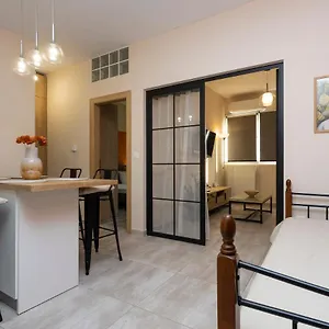 Daire 3c's Thess :central, Cosy & Convenient, Selanik