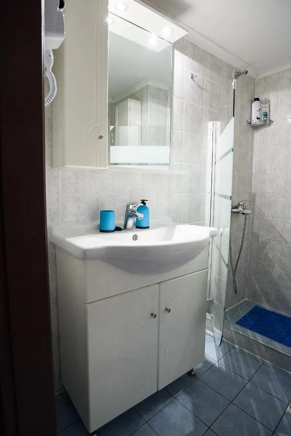 Salonika Downtown Spacious Apartment Selanik